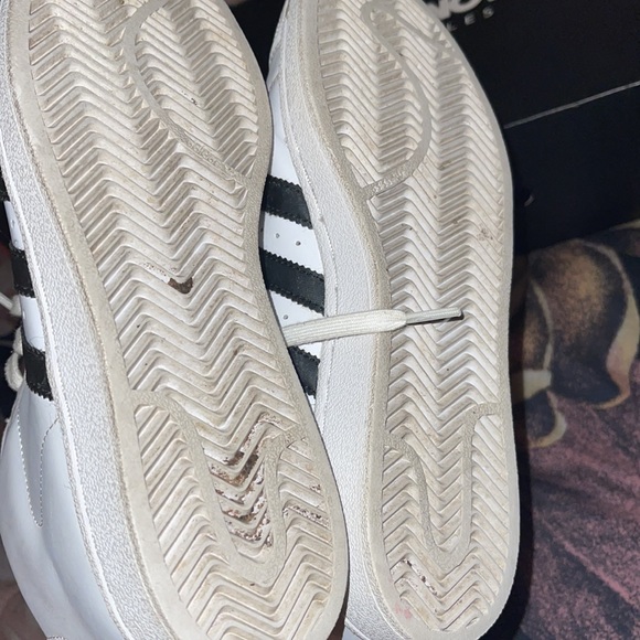 Adidas - Picture 3 of 3